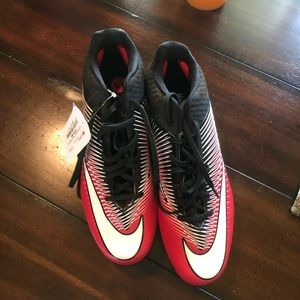 NIKE Football cleats
